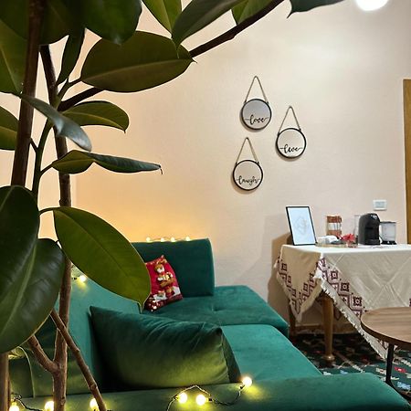 Villa Malo Guesthouse Korce Eksteriør bilde