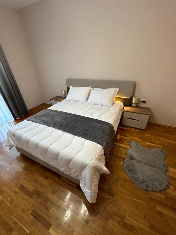 Villa Malo Guesthouse Korce Eksteriør bilde