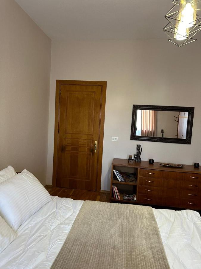 Villa Malo Guesthouse Korce Eksteriør bilde